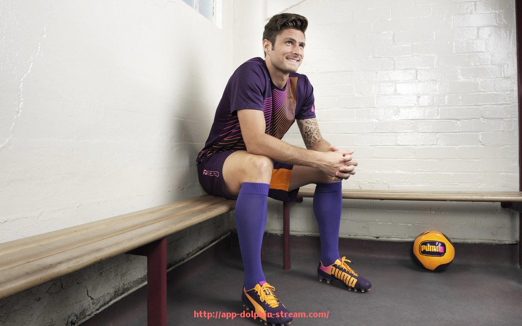 海豚直播-英超球员的薪水按周计算？深入解析联赛薪资制度